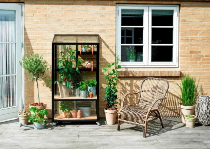 Vælg det rette drivhus hos 10-4.dk