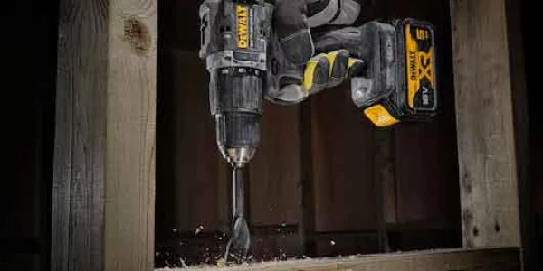 Guide til valg af bore- og skruemaskiner hos 10-4.dk