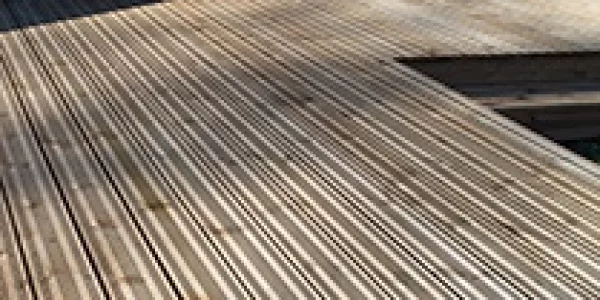 Guide til det rette værktøj til montering af terrassebrædder 10-4.dk