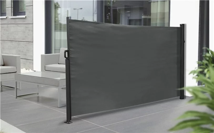 Vælg det perfekte hegn til haven hos 10-4.dk