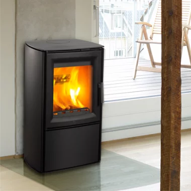 Guide til valg af rette brændeovn hos 10-4.dk