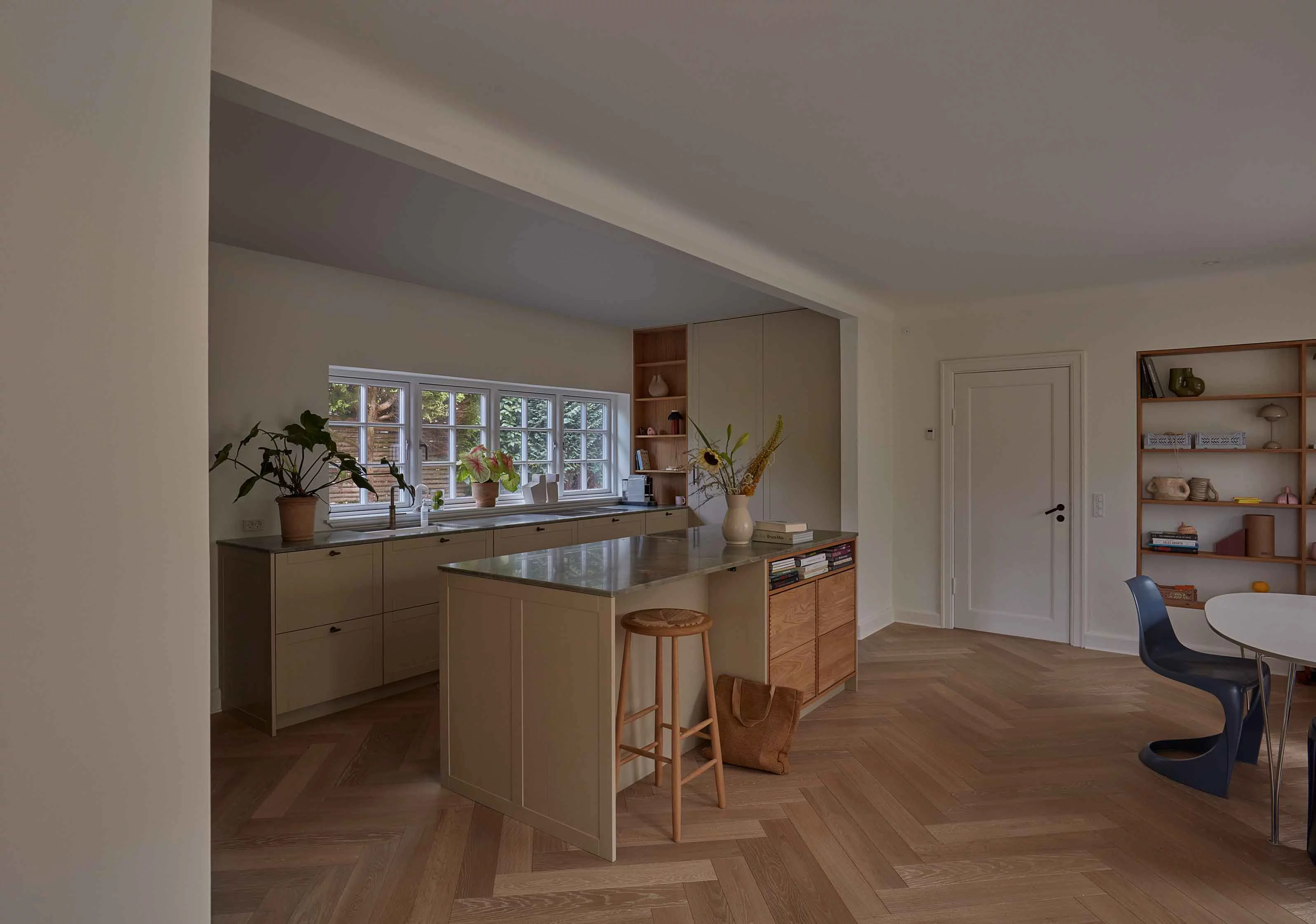 Øg boligens værdi med Velux vinduer til fladt tag 10-4.dk