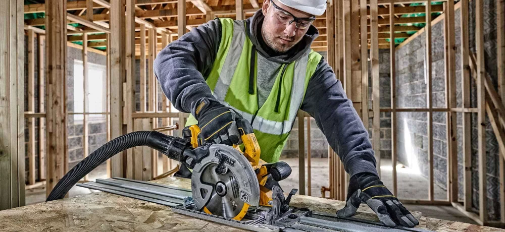 Vælg rette savsklinge fra 10-4.dk