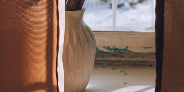 Hvordan undgår jeg fugt i kælderen? Få guiden hos 10-4.dk