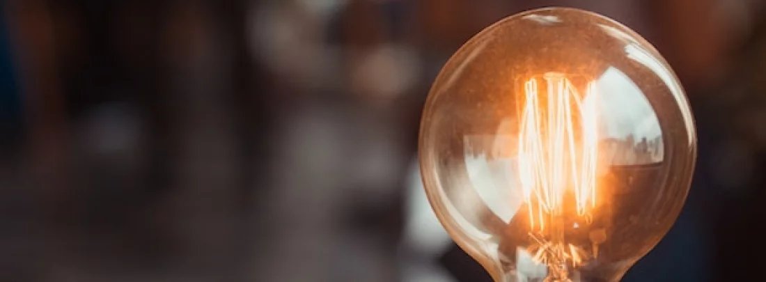 Spar på energien og skift til LED pærer 10-4.dk